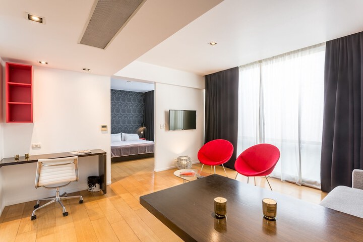 Room 62 of 181