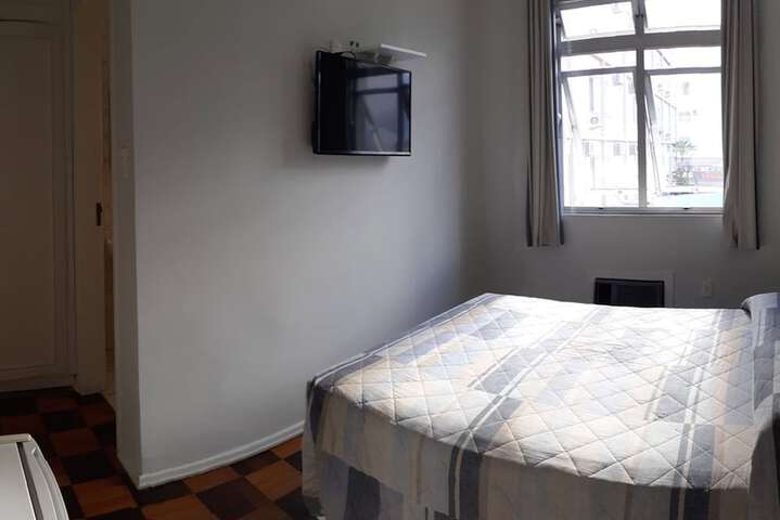 Room 16 of 39