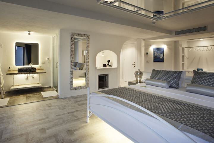 Room 9 of 56