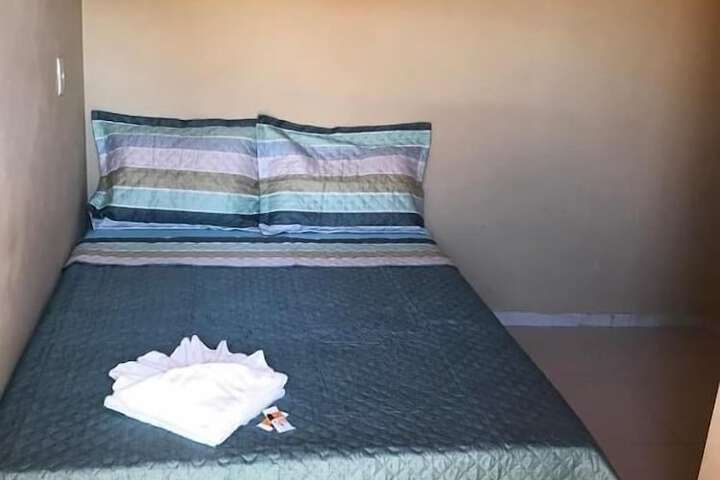 Room 15 of 48