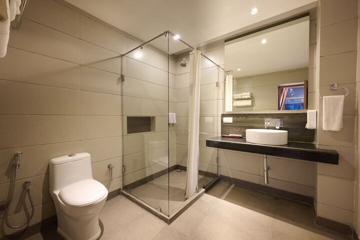 Room 20 of 36