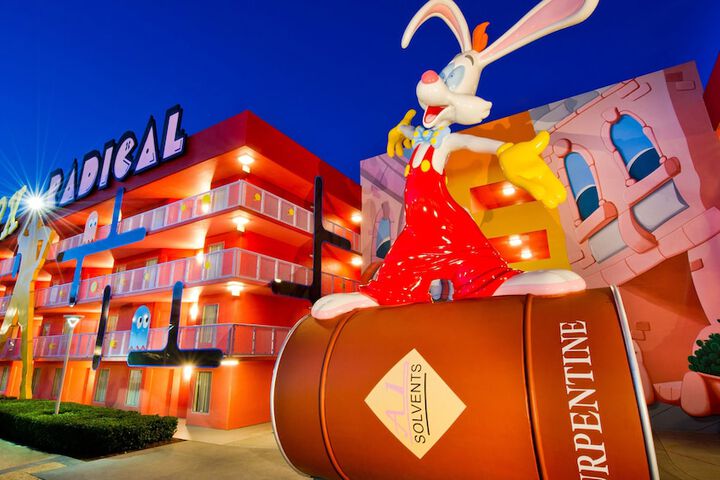 Hotel Exterior 31 of 44