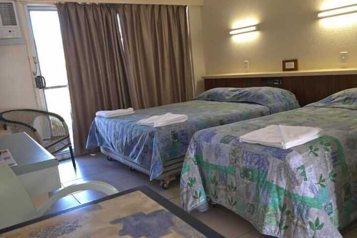 Room 9 of 35
