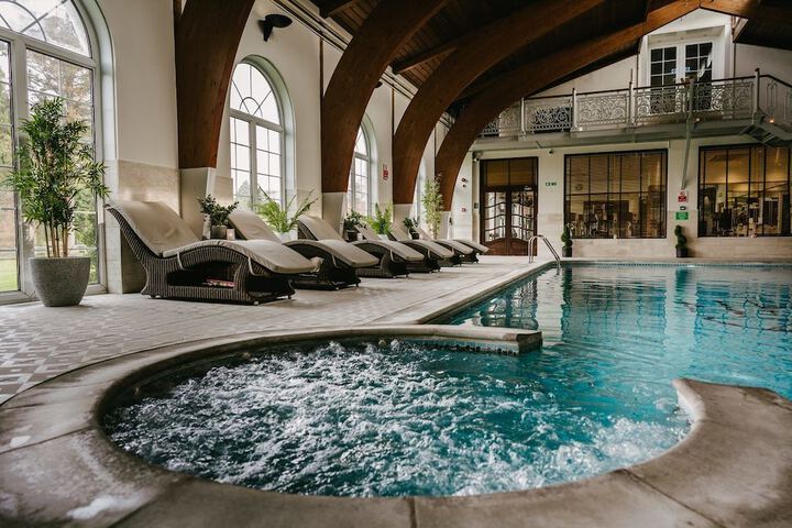 Pool 43 of 81