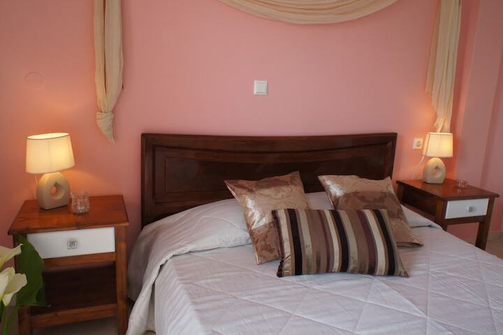 Room 11 of 49