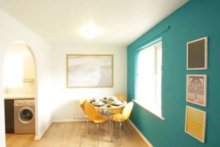 Room 14 of 19