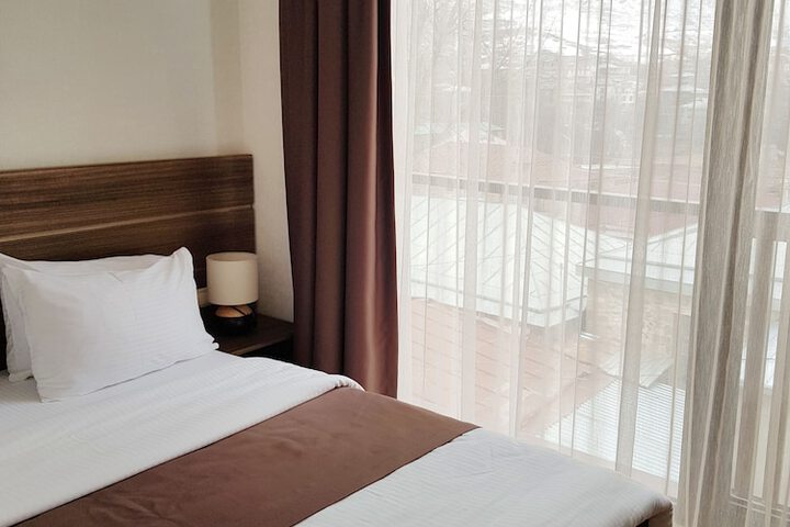 Room 3 of 36