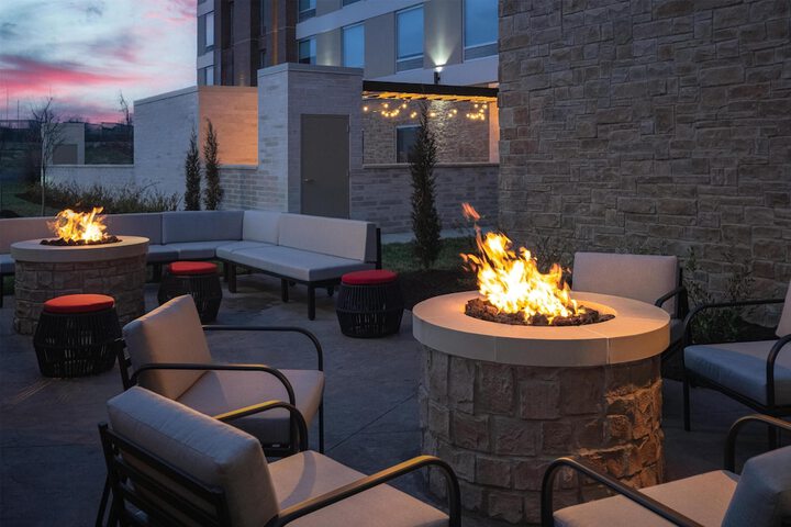 Terrace/Patio 35 of 38