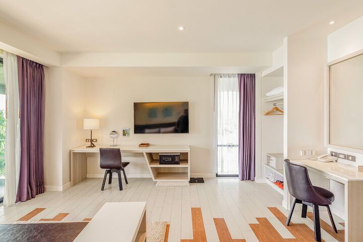 Room 11 of 272