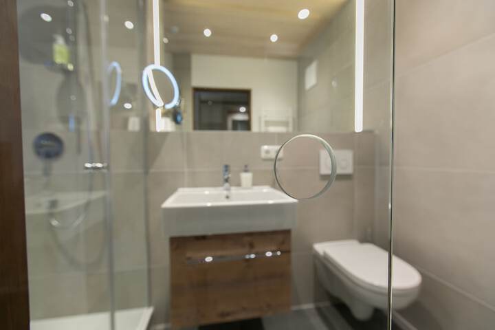 Room 20 of 53