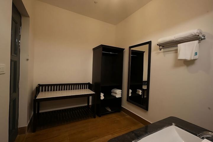 Room 57 of 129