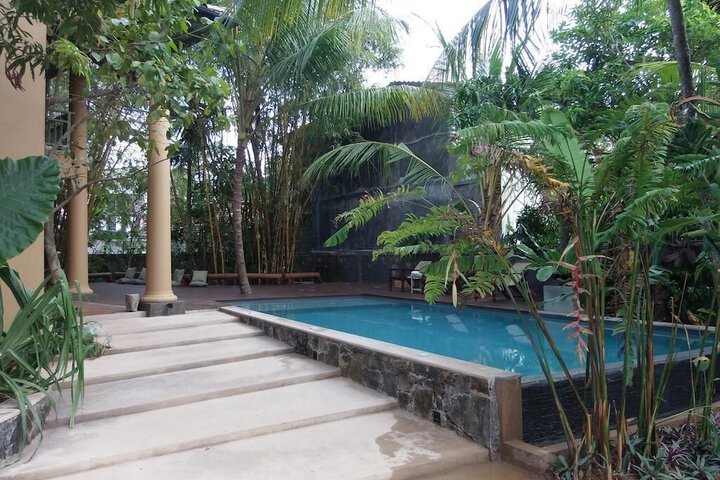 Pool 22 of 38