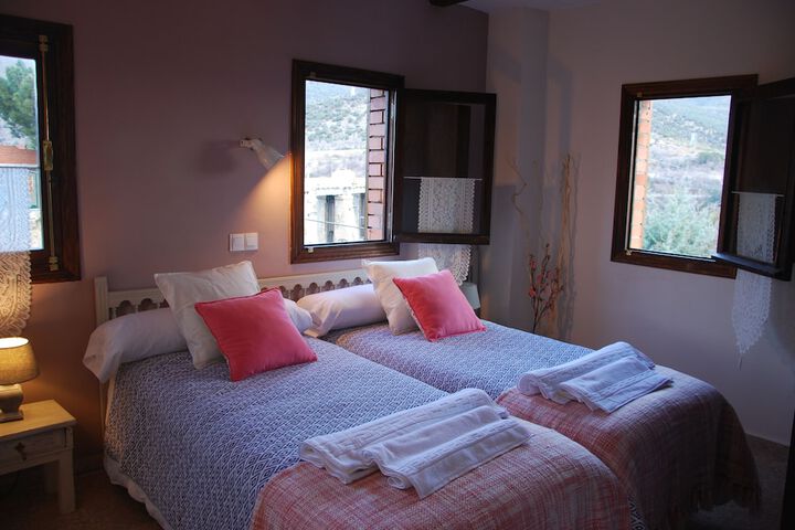 Room 5 of 15