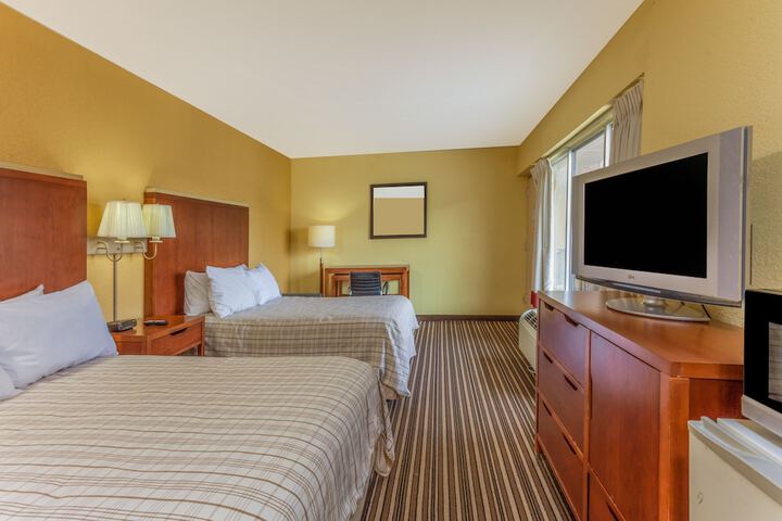 Room 7 of 13