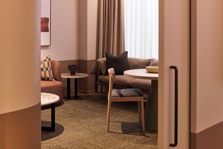 Room 35 of 80