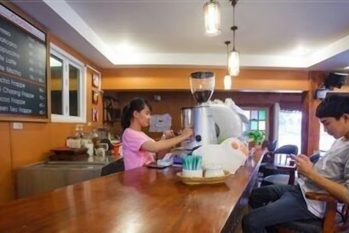 Breakfast/Coffee Service 53 of 65