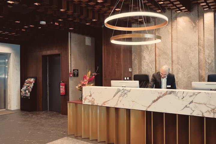 Hotel Interior 4 of 116