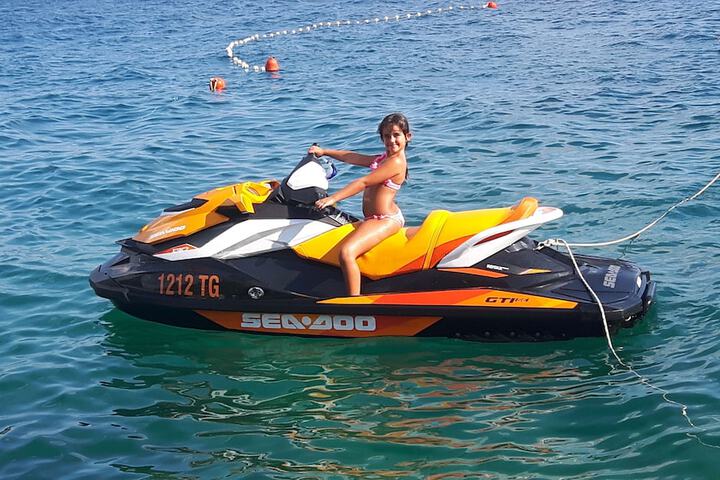 Water Sports 28 of 44