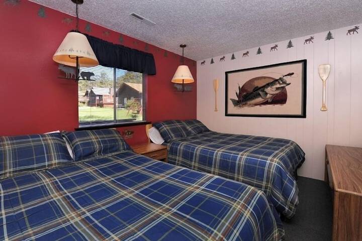 Room 35 of 175