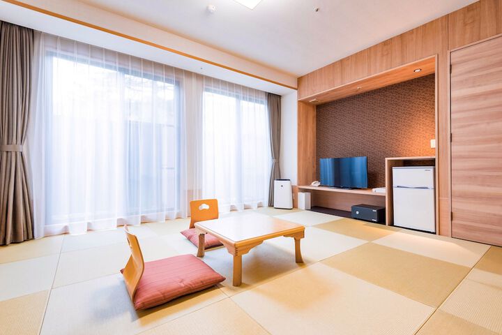 Room 5 of 34