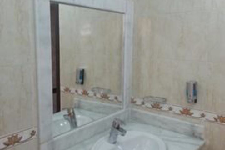 Room 4 of 21