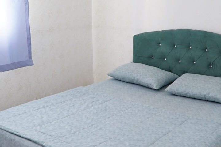 Room 8 of 28