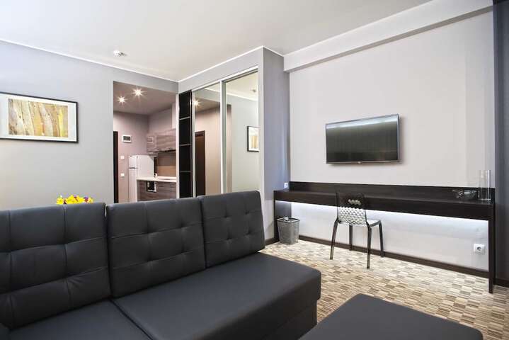 Room 18 of 49