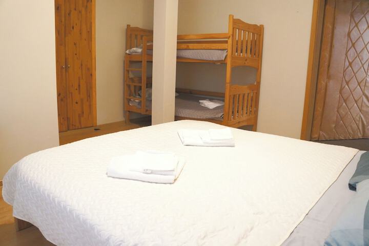 Room 5 of 30
