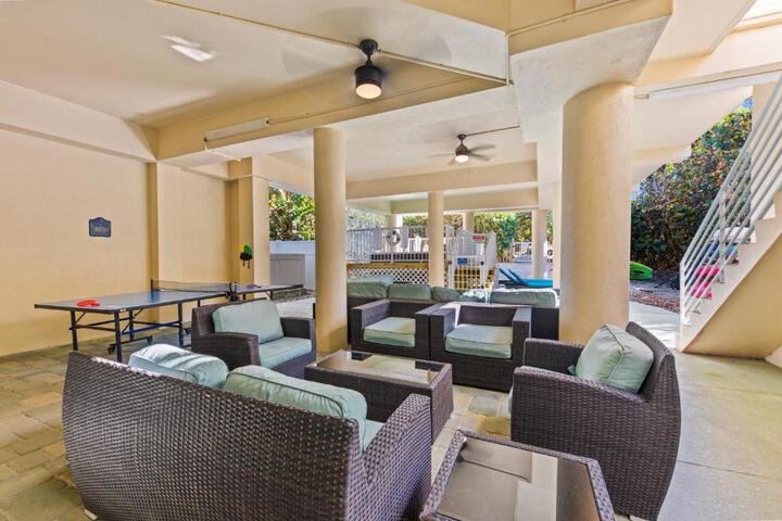 General 44 of 51