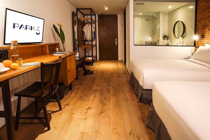 Room 7 of 52
