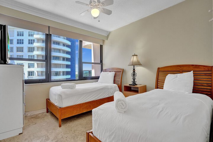Room 47 of 723