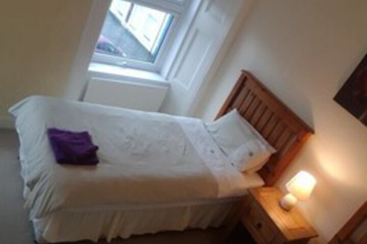 Room 61 of 105