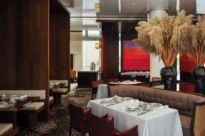 Dining 106 of 146