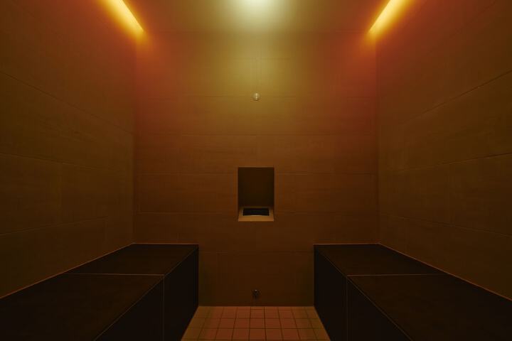 Room 50 of 65