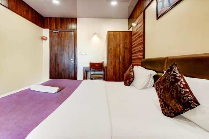 Room 14 of 26