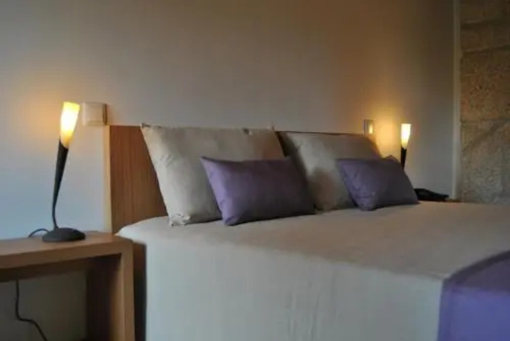Room 2 of 3