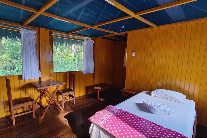 Room 3 of 42