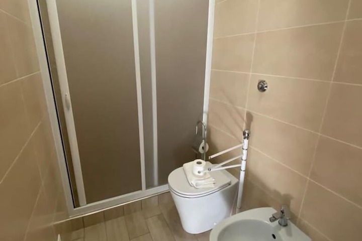 Room 31 of 46