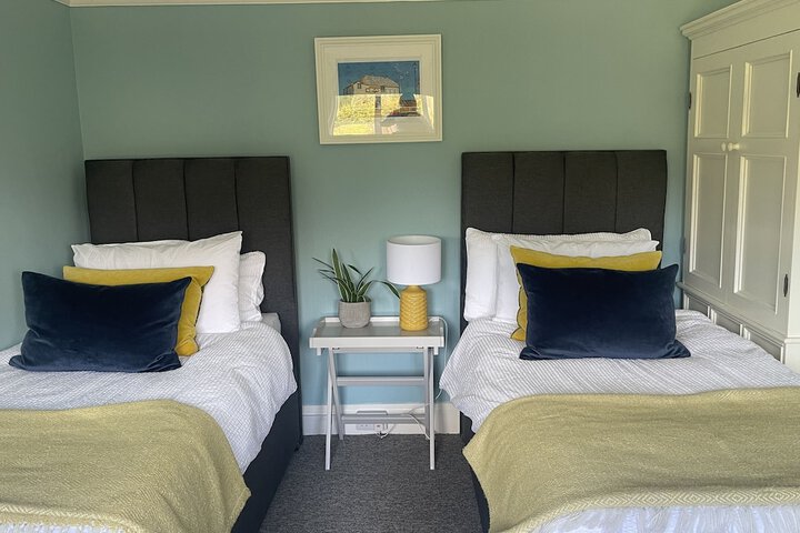 Room 12 of 46