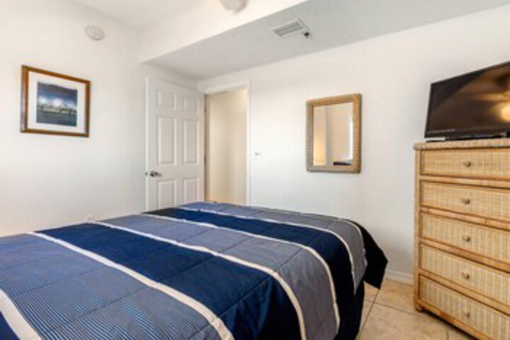 Room 144 of 200