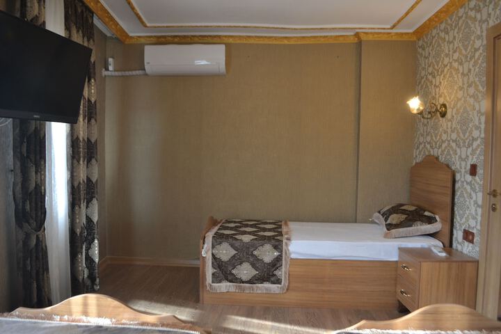 Room 30 of 31