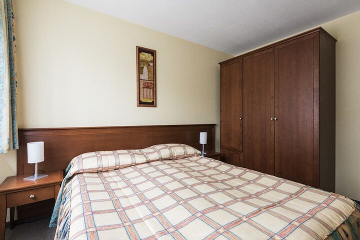 Room 15 of 64