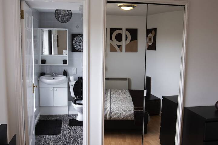 Room 12 of 13