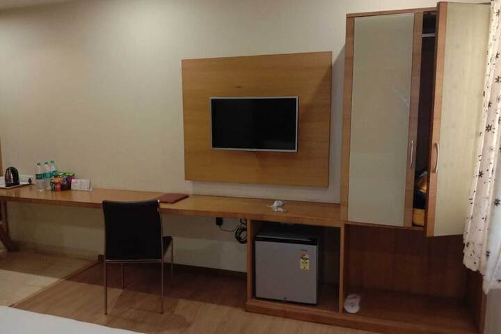 Room 15 of 58