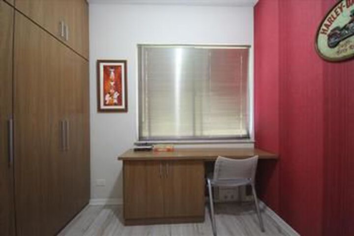 Room 26 of 43