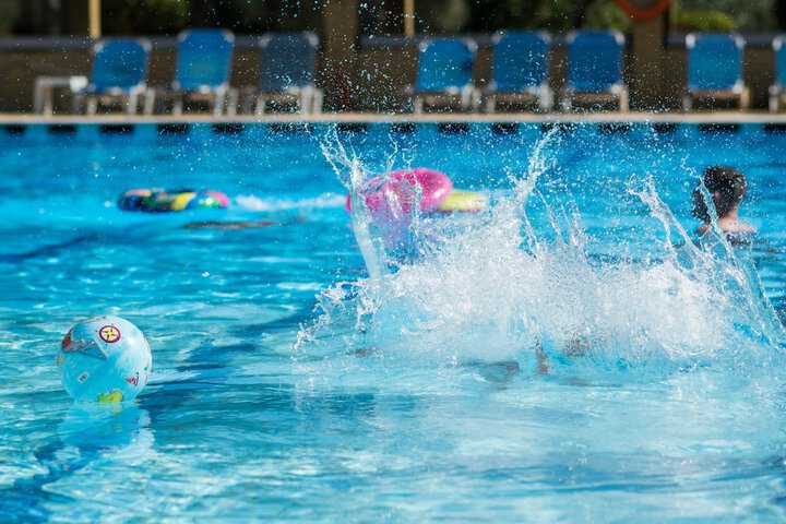 Pool 15 of 34