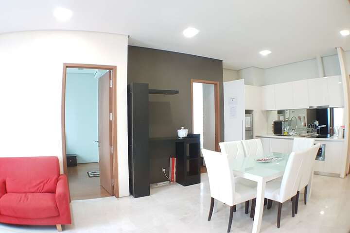 Room 4 of 36