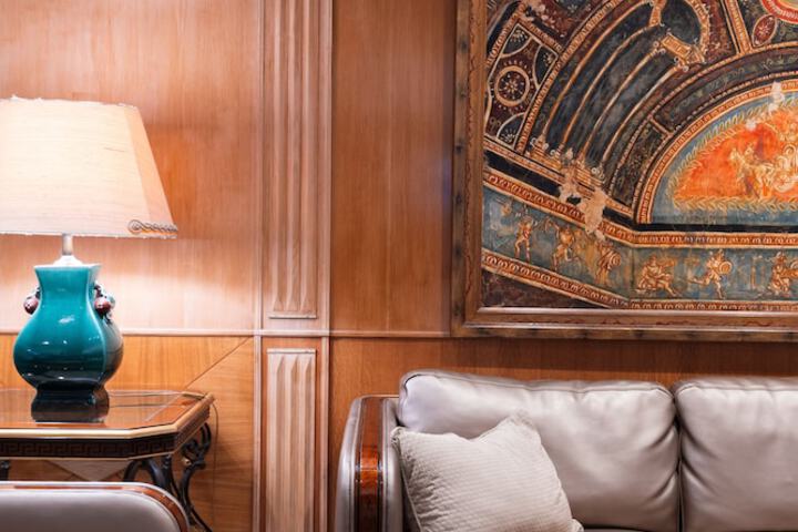 Hotel Interior 10 of 48