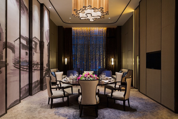 Dining Photos