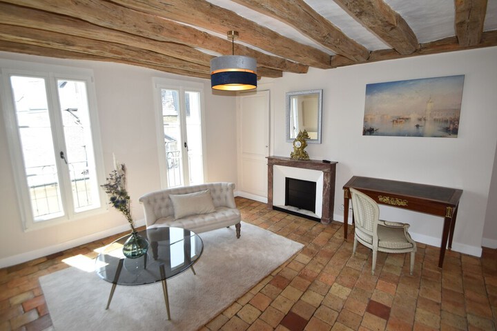 Room 6 of 26